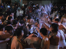 春日の婿押し：千秋楽