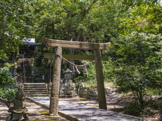 参道入り口・鳥居