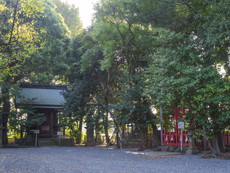 武内社と六所宮、先師社、藤井恒社