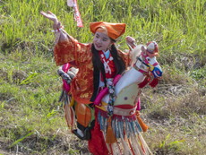 八代妙見祭：稚児による神馬