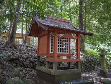 櫛磐窓尊を祀る門社