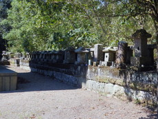 本殿後方の末社