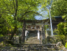 四之鳥居（石造肥前鳥居）